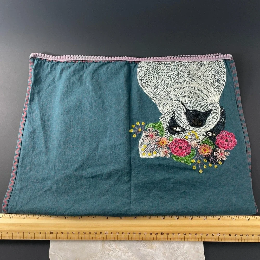 Karma Living French Bulldog Frenchie Pug Floral Crochet Applique Tea Towel 18x26